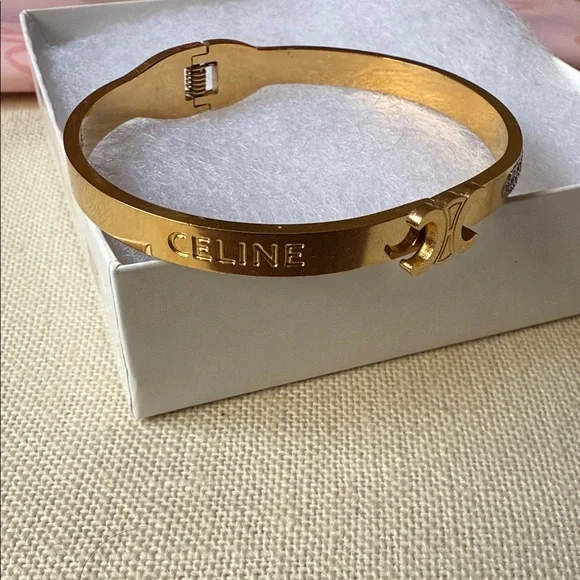 Fashion Bangle Bracelet Gold Bracelet with Silver Crystal Detail - Picture 6 of 10